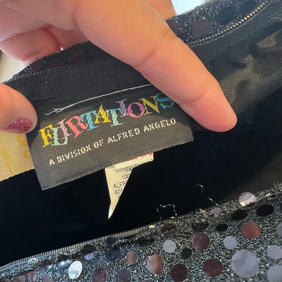 Flirtations black dress size 5/6 - Picture 7 of 9